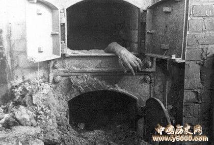犹太人遭遇最残忍的屠杀_历史上犹太人惨遭屠杀_犹太人遭遇的残忍处决_中国历史网
