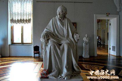 伏尔泰是哪国人伏尔泰故事成就介绍