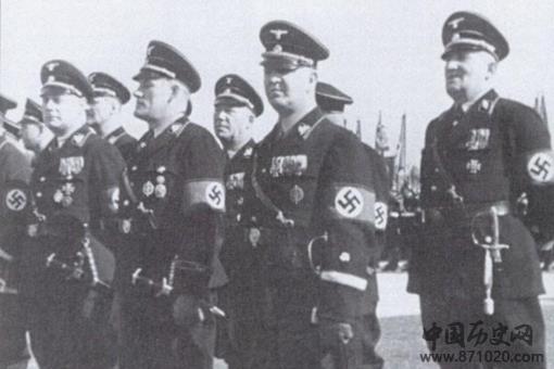 威廉·科佩为何能逃过战后审判?威廉·科佩屠杀了多少人?
