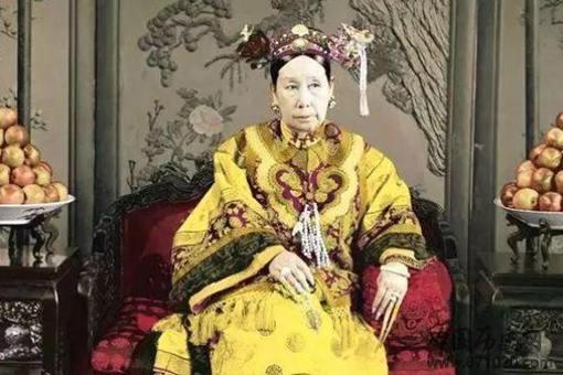 慈禧到底美不美?为何照片上那么丑?