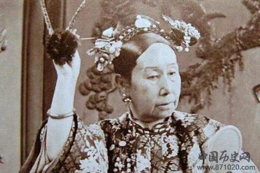 慈禧到底美不美?为何照片上那么丑?