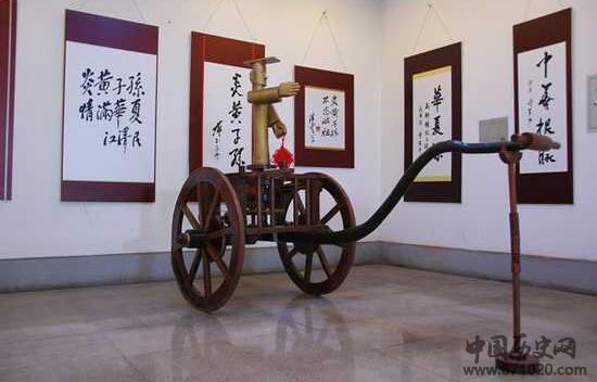 马钧发明的指南车