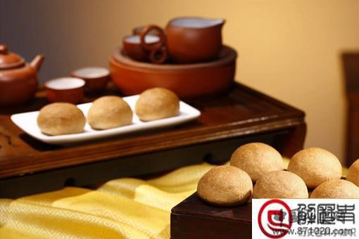 中秋节除了月饼还有哪些传统美食?盘点中秋的各项习俗