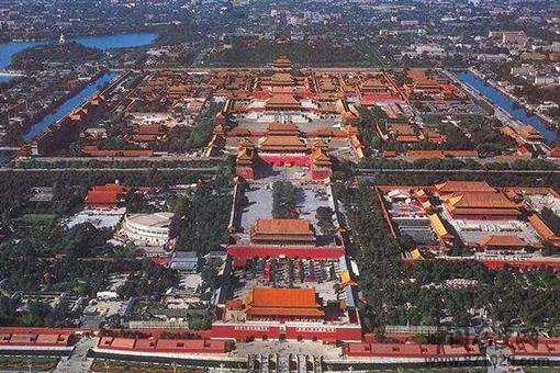 设计天安门的人是谁?他是如何设计出来的?