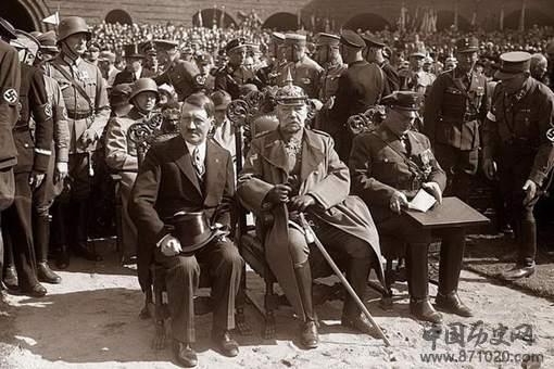 兴登堡在德意志的权利有多大?为何比德皇的权利还高?