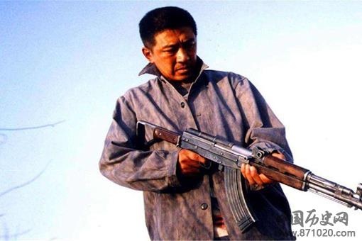 河北巨匪葛二秃子葛荣华做过哪些坏事? 河北巨匪葛二秃子葛荣华做过哪些坏事?