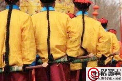 清朝侍卫腰刀为什么反着带