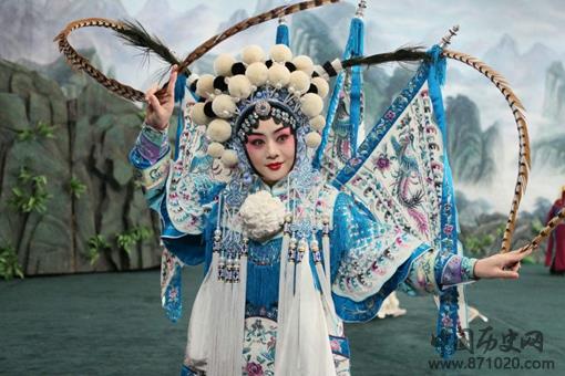 京剧第一美人李胜素是一位什么样的人?