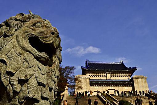 孙中山不是皇帝,为什么他的墓叫中山陵?