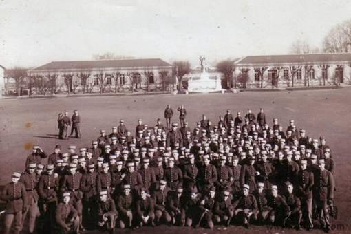 戴高乐成为法国总统后为何首先选择访问中国? 戴高乐成为法国总统后为何首先选择访问中国?