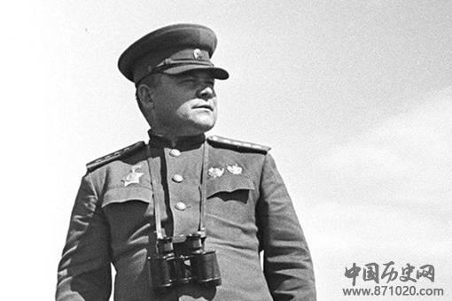 苏联装甲大将瓦图丁是怎么死的?