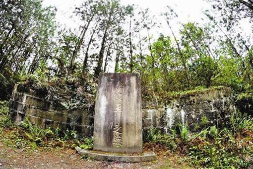 秦良玉是什么人物?秦良玉死后为何建立48座陵墓?