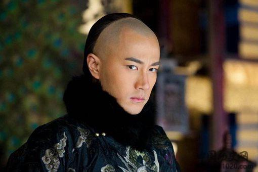易中天为何贬低明朝赞美清朝?明朝真的不如清朝吗?