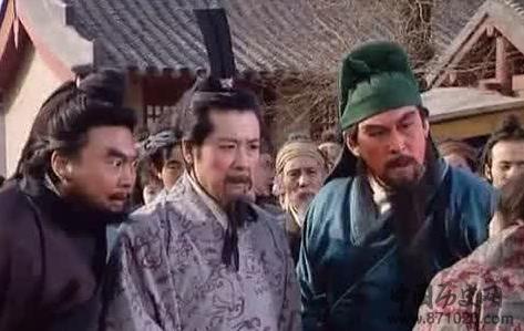 关羽被杀后，刘备为什么一反往常的讨吴呢？