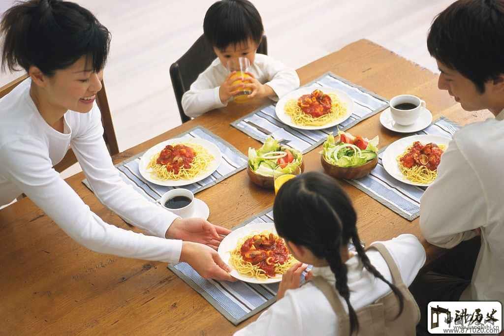中餐礼仪：如何婉拒不喜欢吃的菜肴