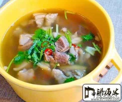 清炖牛肉鲜味十足