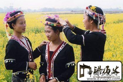 极具民族特色的德昂族服饰文化