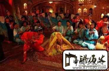 维吾尔族的风俗习惯是啥维吾尔族风俗简介