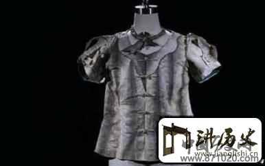 赫哲族服饰赫哲族古老的鱼皮衣啥样
