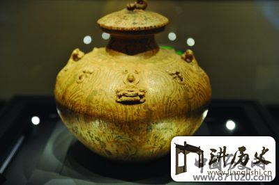 东吴时期青瓷盘口壶见证佛教在南京的出现