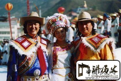精美绝伦的普米族服饰文化