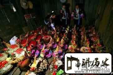 苗族人结婚时为何要喝“撵脚酒”吃“排家饭”