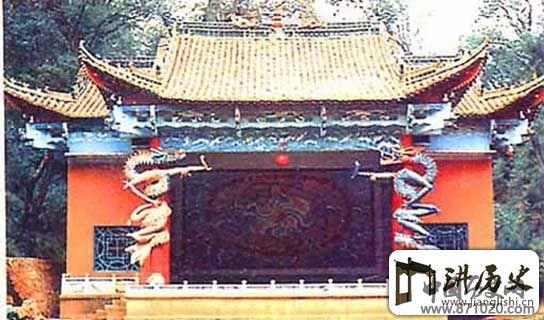 易门大龙泉古戏台