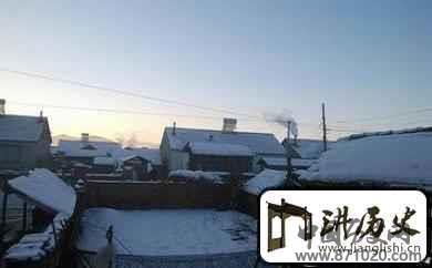 满族是游牧民族那么其的住和行又是怎样的呢