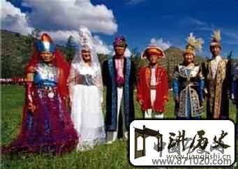 哈萨克族服饰文化哈萨克族服饰有何特点