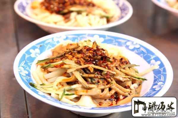肉夹馍有了英文名：rougamo