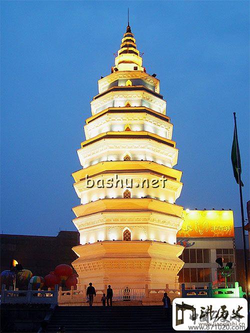 四川泸州报恩塔