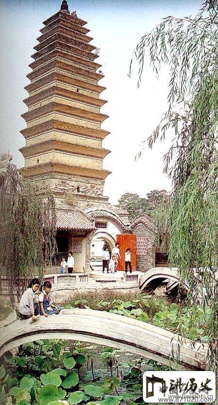河南沁阳县城内天宁寺三圣塔