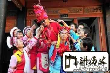 白族人在结婚时有着怎样的婚俗习惯