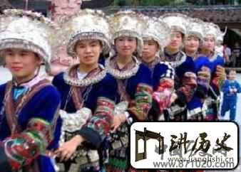 湘西苗族服饰与其他地区的服饰有何不同