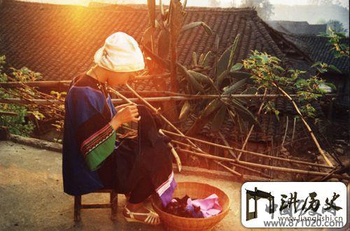 走进罗平触摸布依族