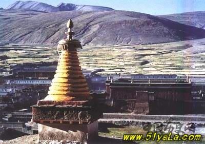 萨迦寺经幢是什么时候建的？萨迦寺经幢简介