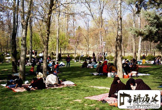 伊朗：除夕七道菜习俗