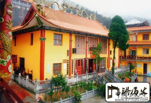 江西庐山铁佛寺
