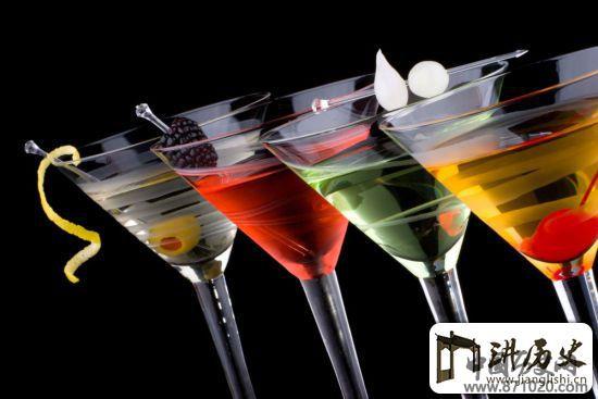马提尼酒(martini)的起源传说-酒知识,酒文化,酒品评,酒友家园!-闻酒知香