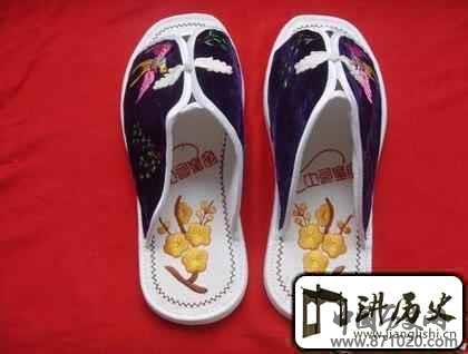 土家族民族特色土家族服饰中的鞋和鞋垫图片
