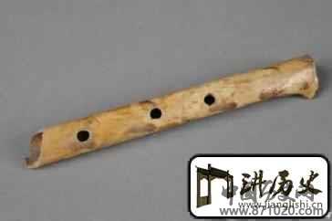塔吉克族的第一支鹰笛是怎样由来的