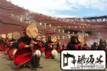 纳西族的春节有着怎样特殊的民间习俗