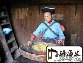 花垣苗族在服饰和饮食具体有什么风俗习惯