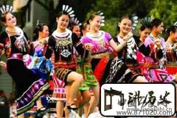 黎族女子服饰是啥样的?黎族女子服饰特点