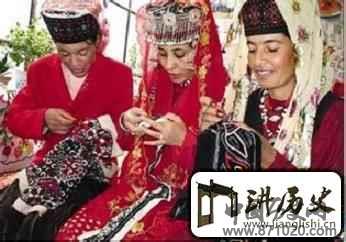 塔吉克族服饰塔吉克族男女服饰特点