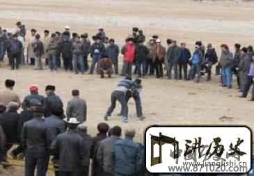柯尔克孜族习俗粗犷质朴的柯尔克孜族摔跤