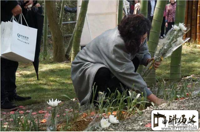 吉首次举行竹林生态葬17位逝者长眠竹林下