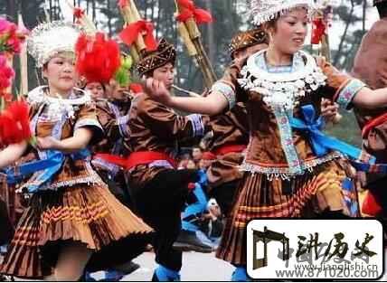 侗族服饰侗族不同地区的服饰有什么特点
