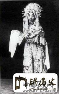 京剧花旦筱翠花的