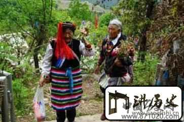 怒族原始宗教的内容和特点是啥